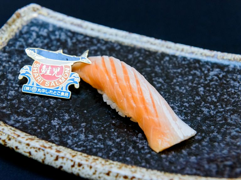  「一万本に一匹」と言われる幻の鮭『鮭児』もお楽しみ頂けます