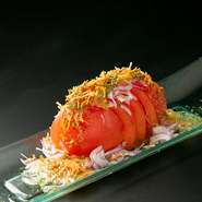 濃厚なトマトを自家製ドレッシングでさっぱりと。