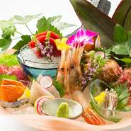 新鮮な魚介を豪快に盛り合わせました。