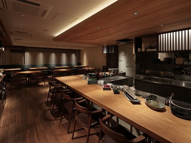 ゆっくり楽しむ個室から、開放的なオープンキッチンカウンターも