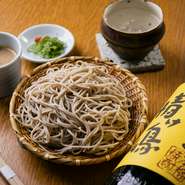 新潟県魚沼産そば粉使用の胡麻蕎麦