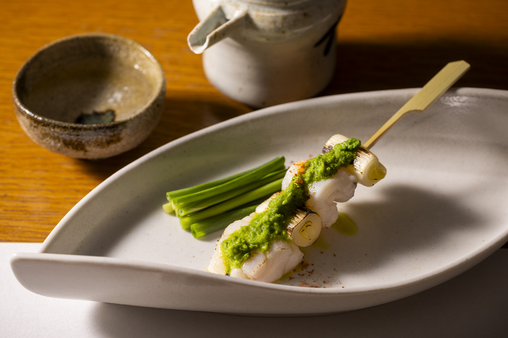 <Keramaahan> "Masakan Jepang Asli" Aneka sashimi, kroket kepiting spesial, hidangan Daging sapi Jepang, dan 8 hidangan lainnya