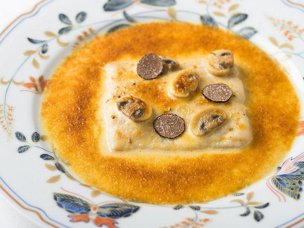 フレンチの王道の味。ふわっと優しい『舌平目のボンファム風』