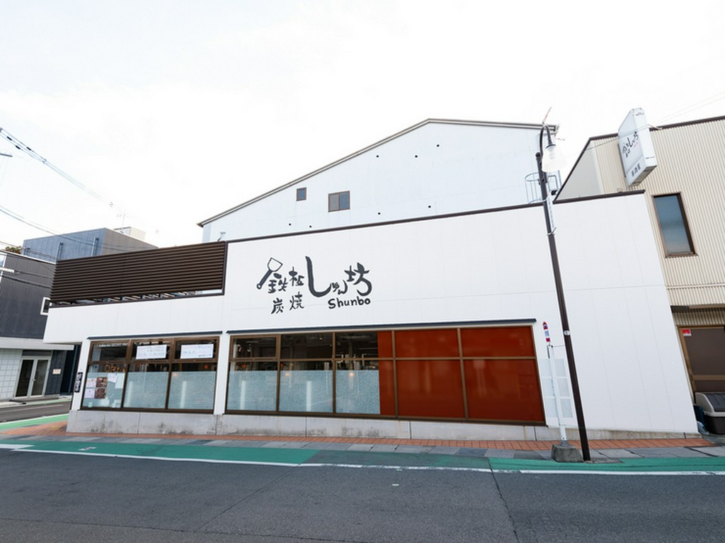 楽しくゆっくり食事。美味しい料理をリーズナブルな価格で