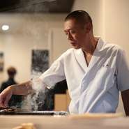 一度来店した方が「また来たい！」と言いたくなるようなおもてなしを意識されている児玉氏。美味しい料理を提供するのはもちろん、内装や音響へも配慮し、最後まで楽しい時間を過ごせるよう尽力されています。