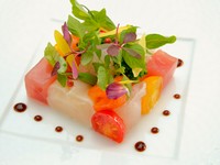 和のエッセンスを取り入れた『海の幸のキャレ　山椒風味のオイルソース』