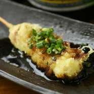 串カツの定番メニューを天ぷらに！ソースで食べる新感覚をお楽しみください