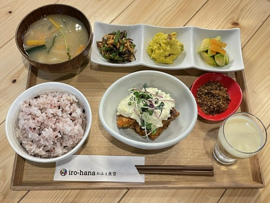 Iro Hanaかふぇ食堂 三宮 和食 ヒトサラ