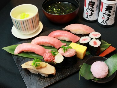 熟練した腕を持つ寿司職人がきっちりと江戸前仕事を施します