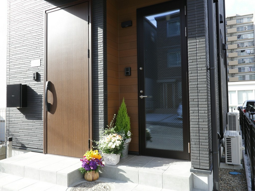 とっておきの日に使いたい。一見、普通の住宅のような隠れ家空間