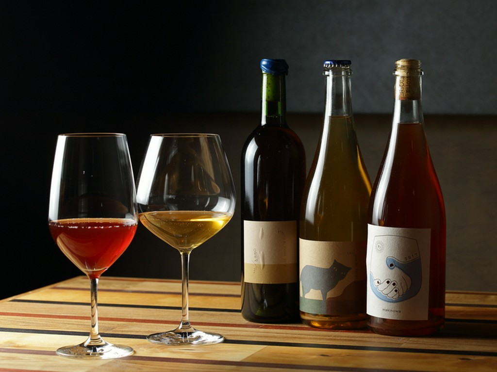 料理に合わせてワインを楽しめる、ツボを押さえた品揃え