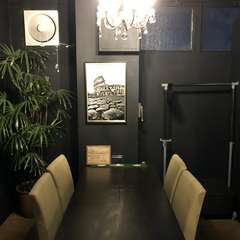 個室はゆったり4.5人でご利用できます