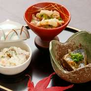 野菜は、地元の新鮮な旬のものを中心に仕入れているほか、オーナーが自家栽培しているキャベツや大根などもふんだんに使用。無農薬で栽培しているという野菜は、本来の味をしっかり感じられ、安心していただけます。