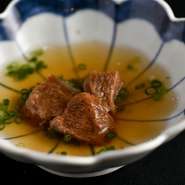 名店の技で仕上げる傑作料理！　鯨の舌のおでん『さえずり』