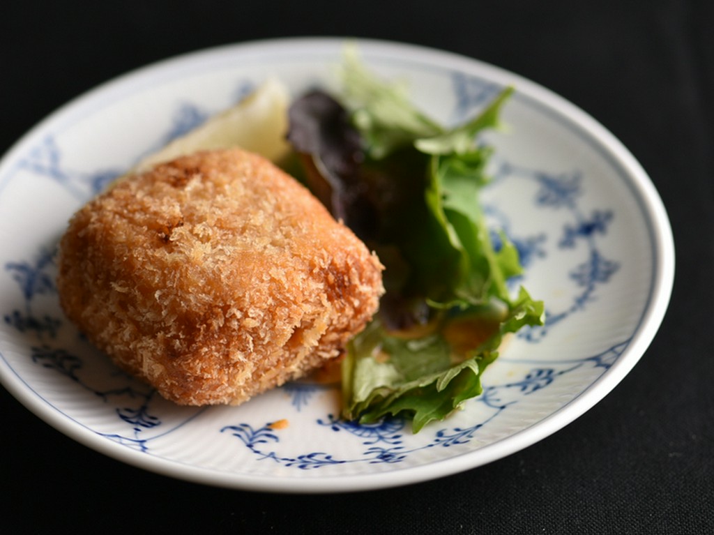 濃厚な風味に驚く！　 『車エビのクリームコロッケ』