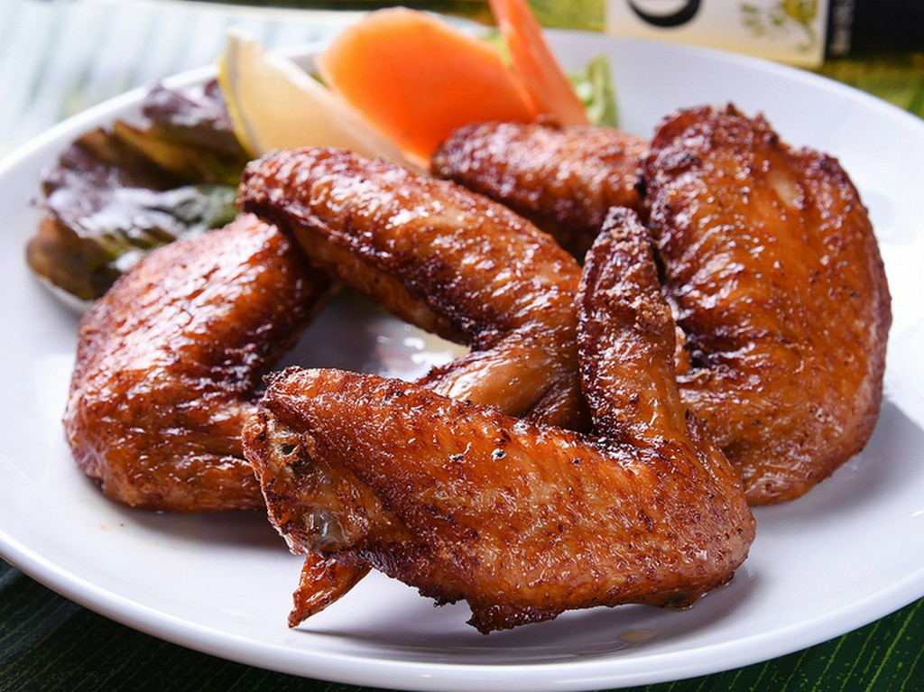 香ばしく、ジューシーに焼き上げた『チキンオーブン』