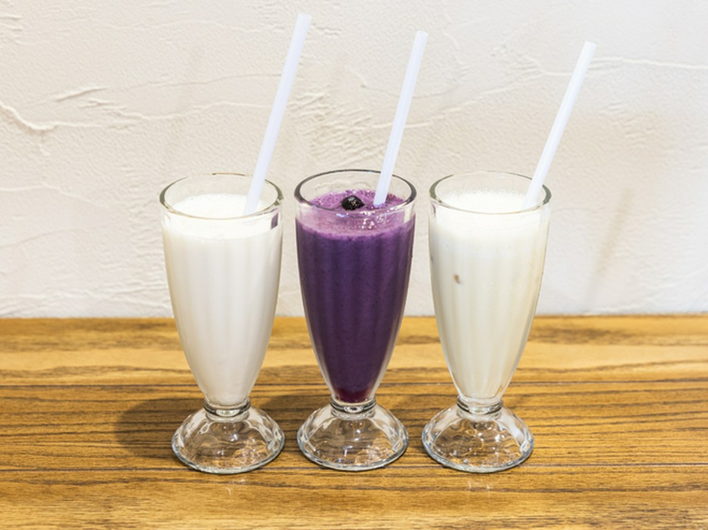 フルーツ酢を使ったヘルシーなスムージーが女性に人気