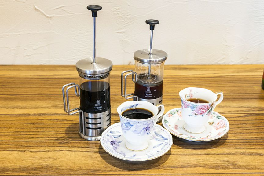 豆本来の味がそのまま引き出せるプレス式『ホットコーヒー』