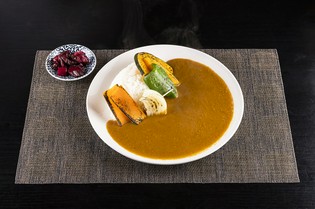 料理に使うのは、地元の農家でつくられた新鮮野菜