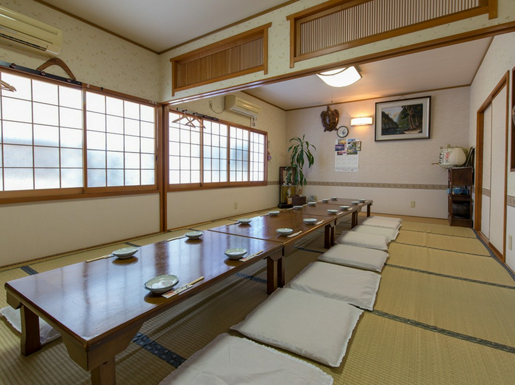 半個室に個室、座敷も完備。家族連れから宴会まで幅広く対応