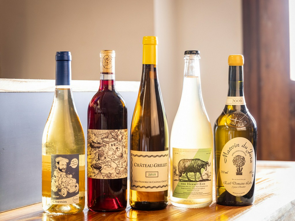 アイデアあふれる料理に合う、多種多様な世界のワインが集う