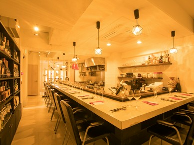 カジュアルな雰囲気の中、肩肘張らずにいただく本格イタリアン 