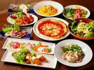 旬を大切に、季節の野菜や魚介類を厳選仕入れ