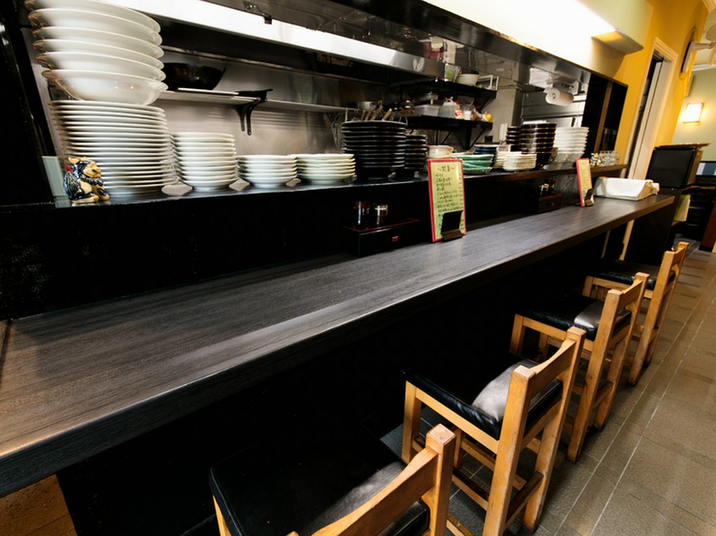 ちょい食べ＆ちょい飲みしたいときは、カウンター席がオススメ
