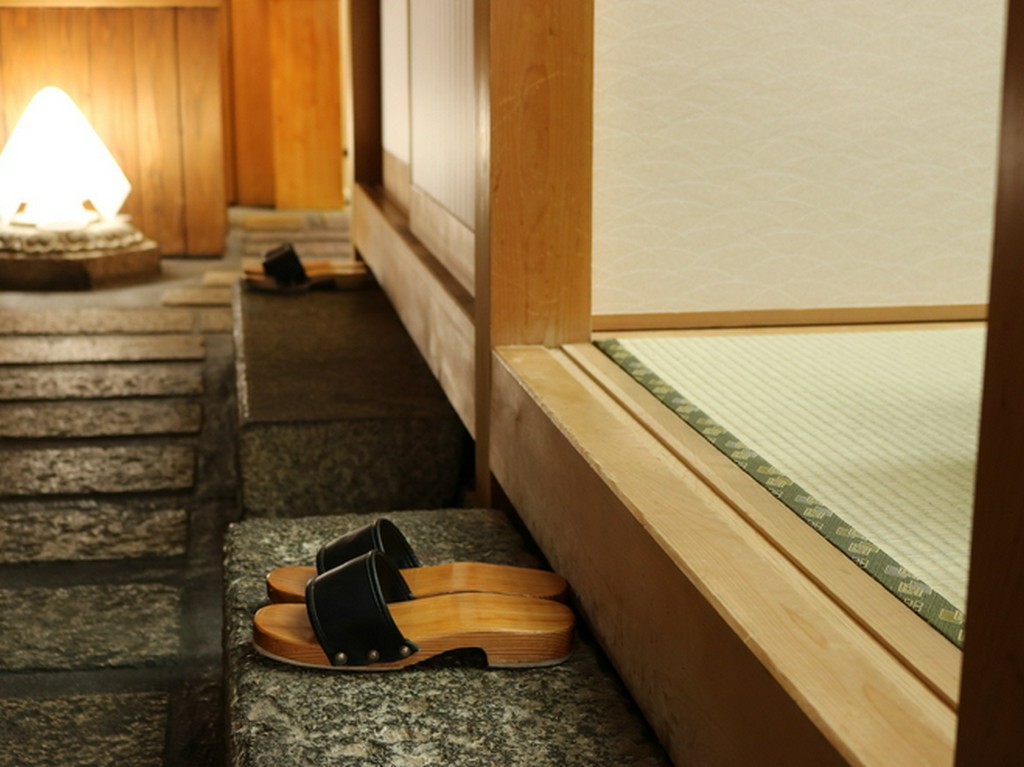 畳の座敷席もご用意