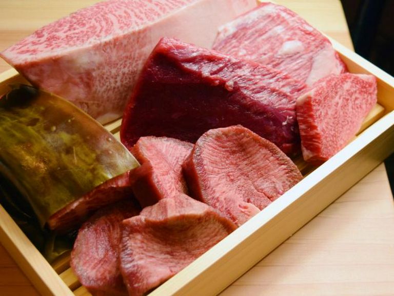 名物「山形牛」や「熟成させた国産牛肉」を心行くまで堪能する