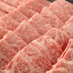 自家製の割下と半澤鶏卵さんの卵黄がお肉と絡み合う