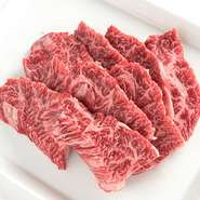 黒毛和牛のハラミは『肉質も柔らかく、肉味も強い』のが特徴です。 
通常か厚切りでお選びできます
2枚1680円～