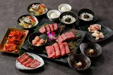山形牛にこだわり、月齢32以上飼育した未経産雌牛を個室で周りを気にせずゆったりとお召し上がりください。