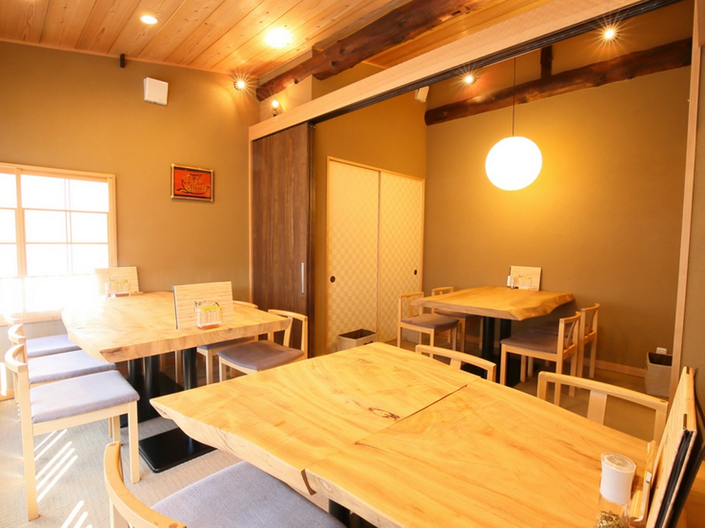 少人数から大人数まで、様々なシチュエーションで利用可能