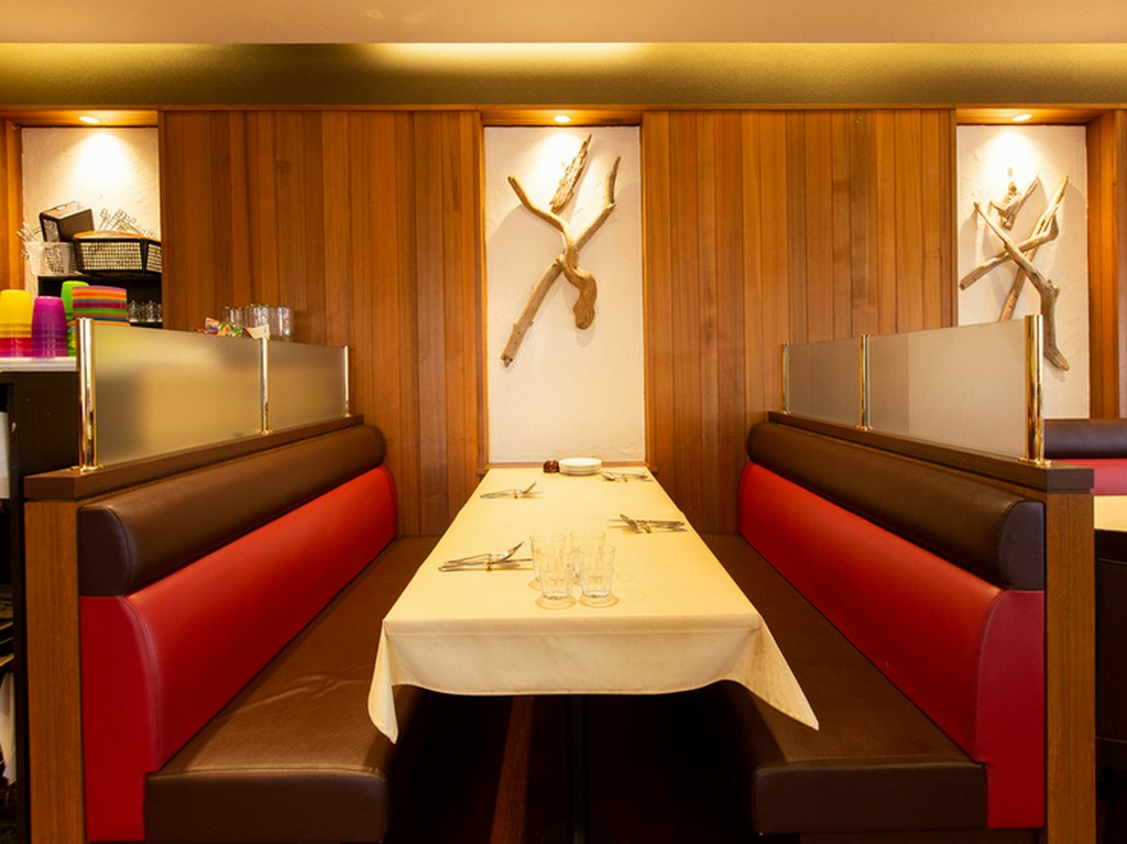 落ち着いたムード漂うボックス席は、デートや女子会にピッタリ