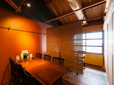 京都府で女子会におすすめの雰囲気がよくて居心地がいいお店 ダイニングバー 女子会におすすめのお店 ヒトサラ