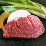 赤身肉の中でも最高級との呼び声も高いフィレ肉。抜群のやわらかさと牛肉本来の旨味を感じていただけます。