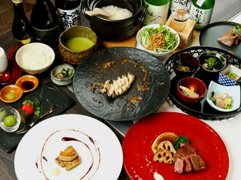 至高の神戸牛霜降りリブロース焼しゃぶ・特選シャトーブリアン