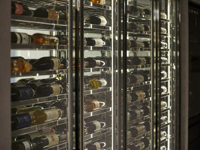 300種以上のワインから、厳選したペアリングを提案