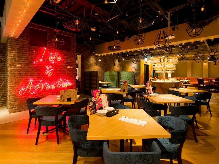 デートや女子会などに。女性好みの可愛い雰囲気