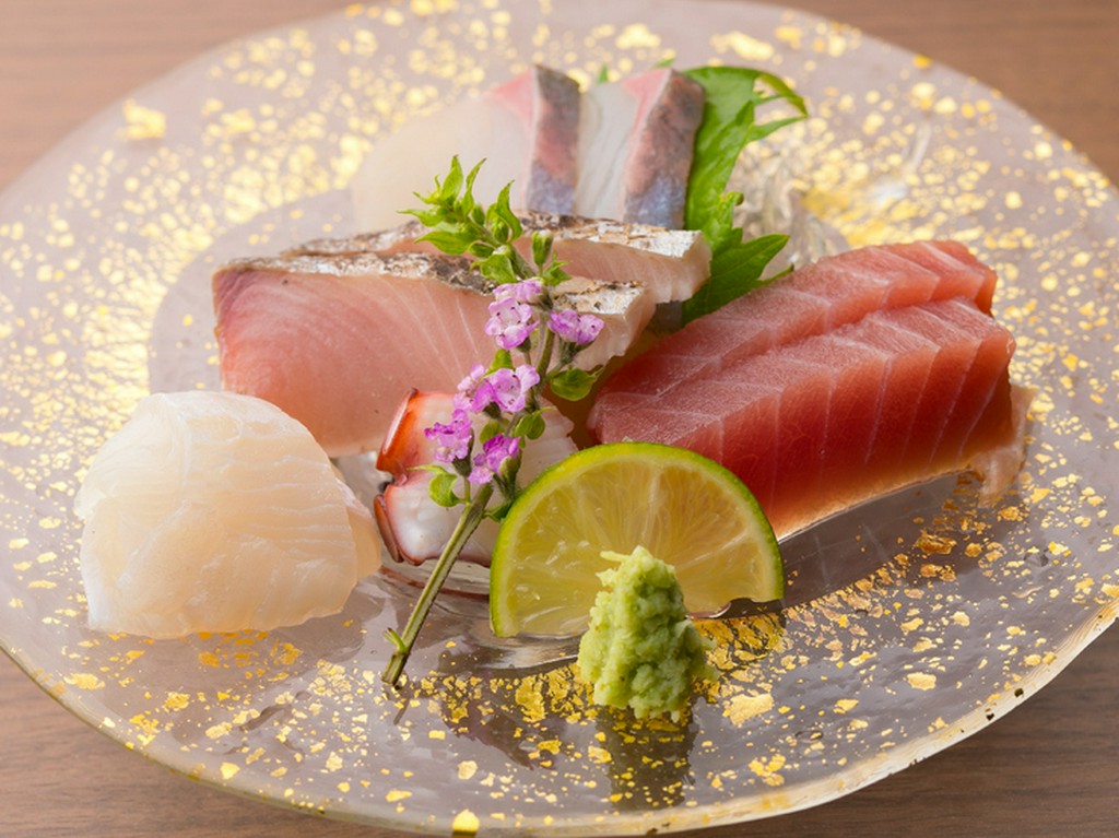 新鮮で上等な部位を厳選『刺身の盛り合わせ』