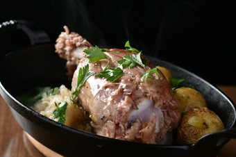 骨付き豚スネ肉のアイスバイン