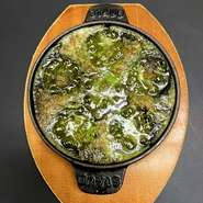 ブルゴーニュ産エスカルゴ・根菜・香草バター焼き