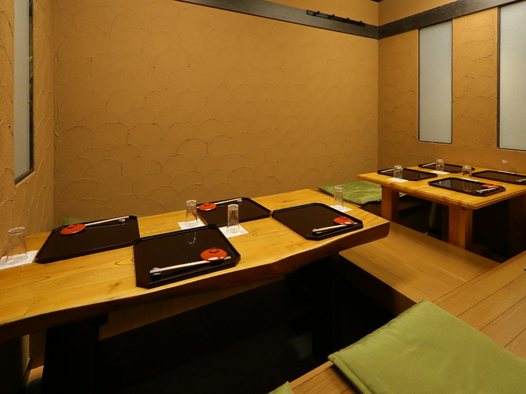 8名様までご利用可能な堀こたつ席（個室になります）