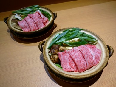 仙台牛と松茸のすき焼き