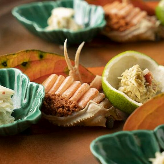 松葉蟹盛り合わせ(蟹コースのご予約承っております。)