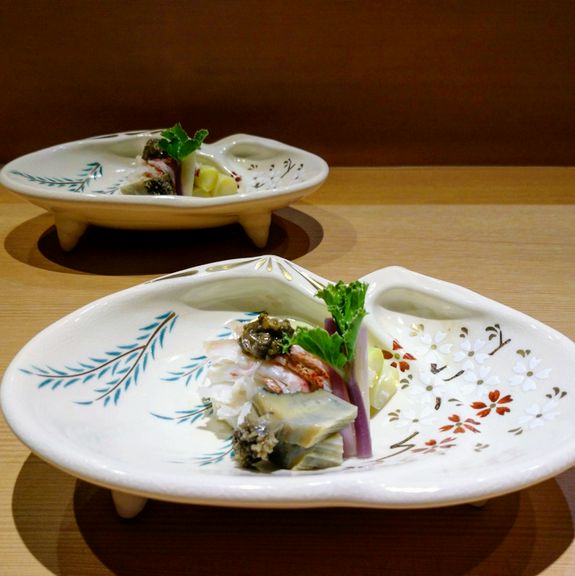 毛蟹と鮑のジュレ掛け