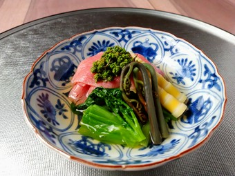 仙台牛と山菜の花山椒煮