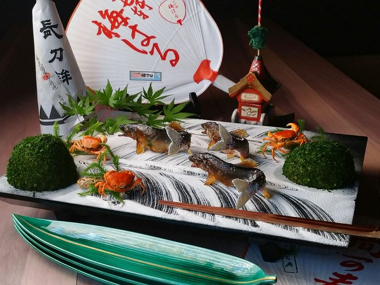 鮎の石庭盛り