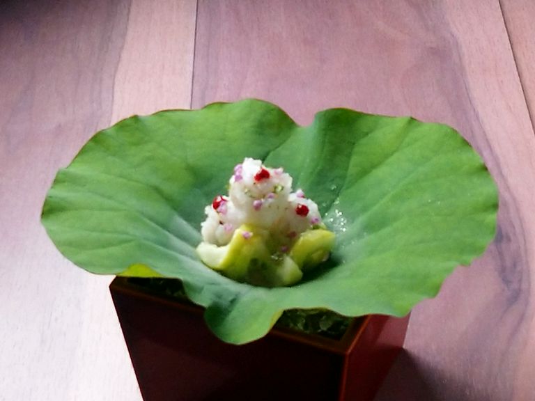 鱧の落としと白瓜のトマトジュレ掛け